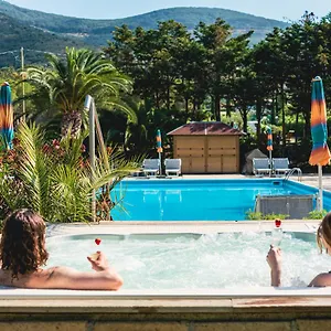 Casa Dei Prati Village , Lacona Italië